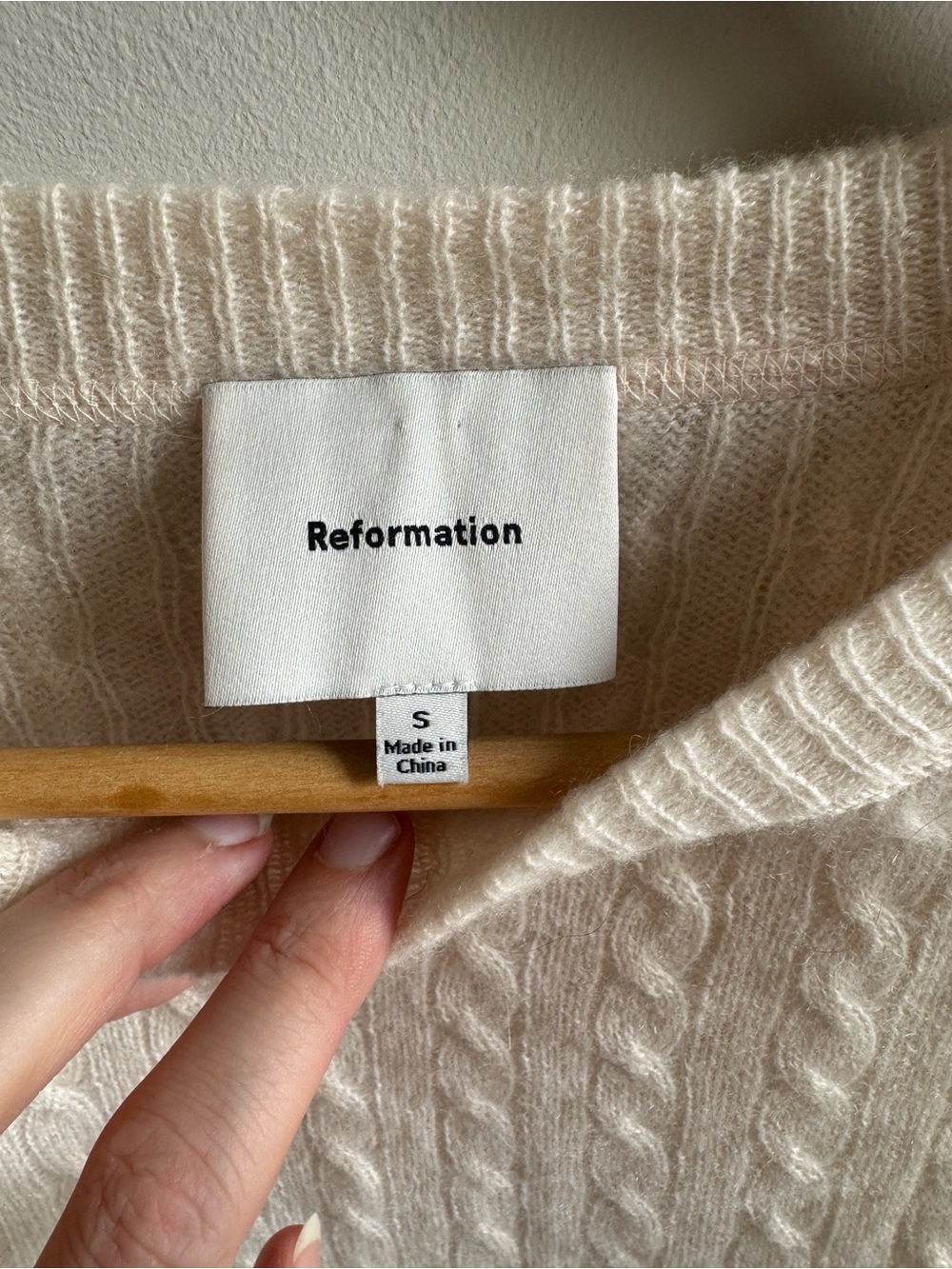 Reformation cashmere boyfriend sweater cream cable - Picture 5 of 7